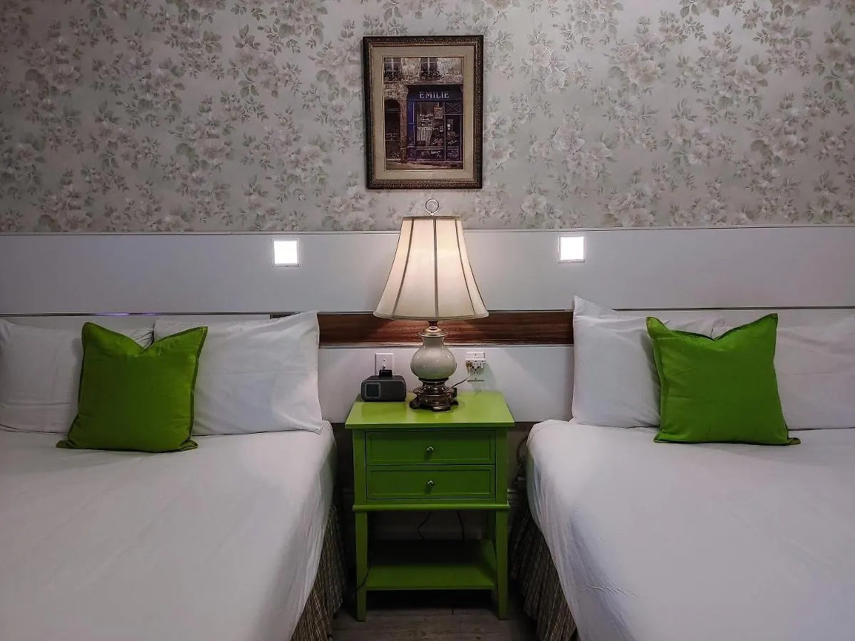 Hotel Le Chateau De Pierre Quebec City