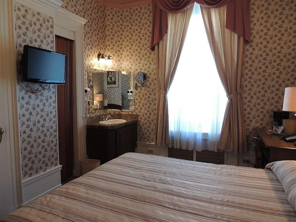 Hotel Le Chateau De Pierre Quebec City