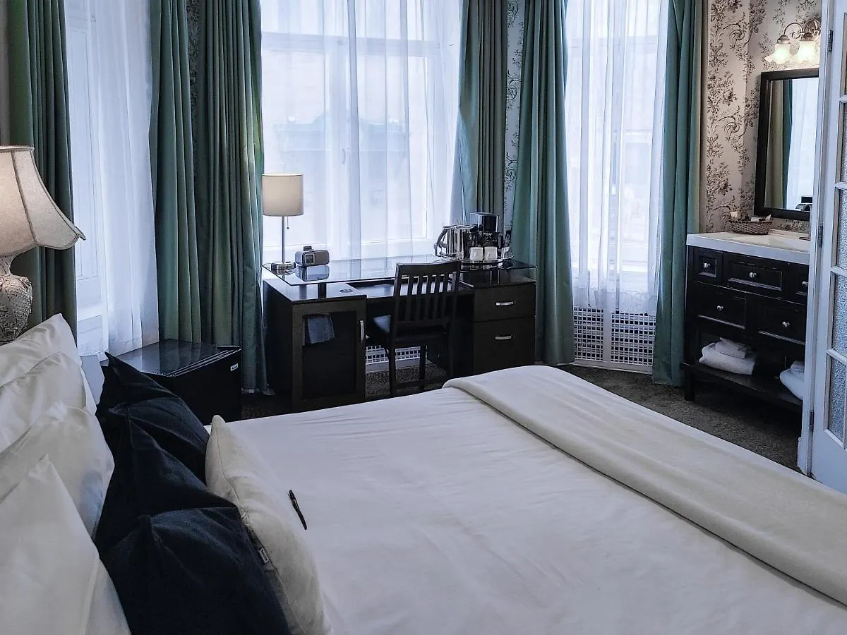 Le Chateau de Pierre Ville de Québec Hotel